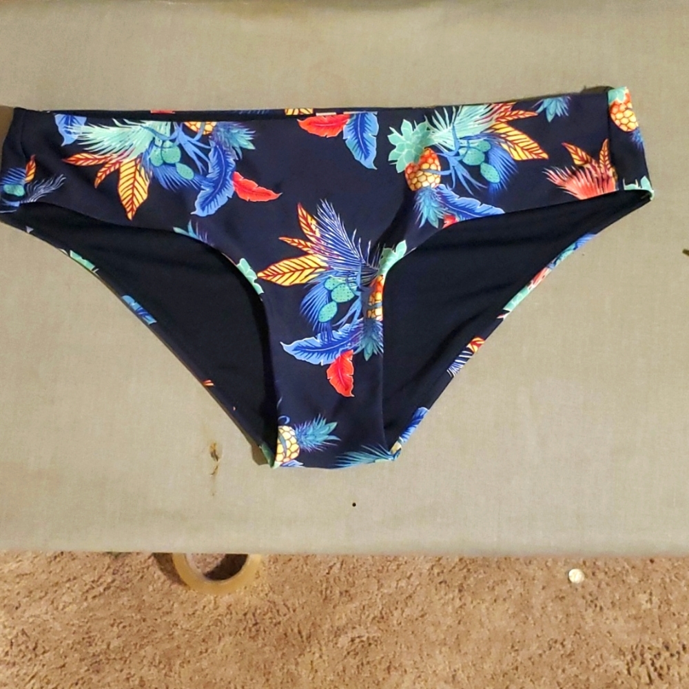 Gap bikini bottoms
